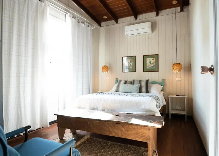 Hotel Punta Descartes 4*